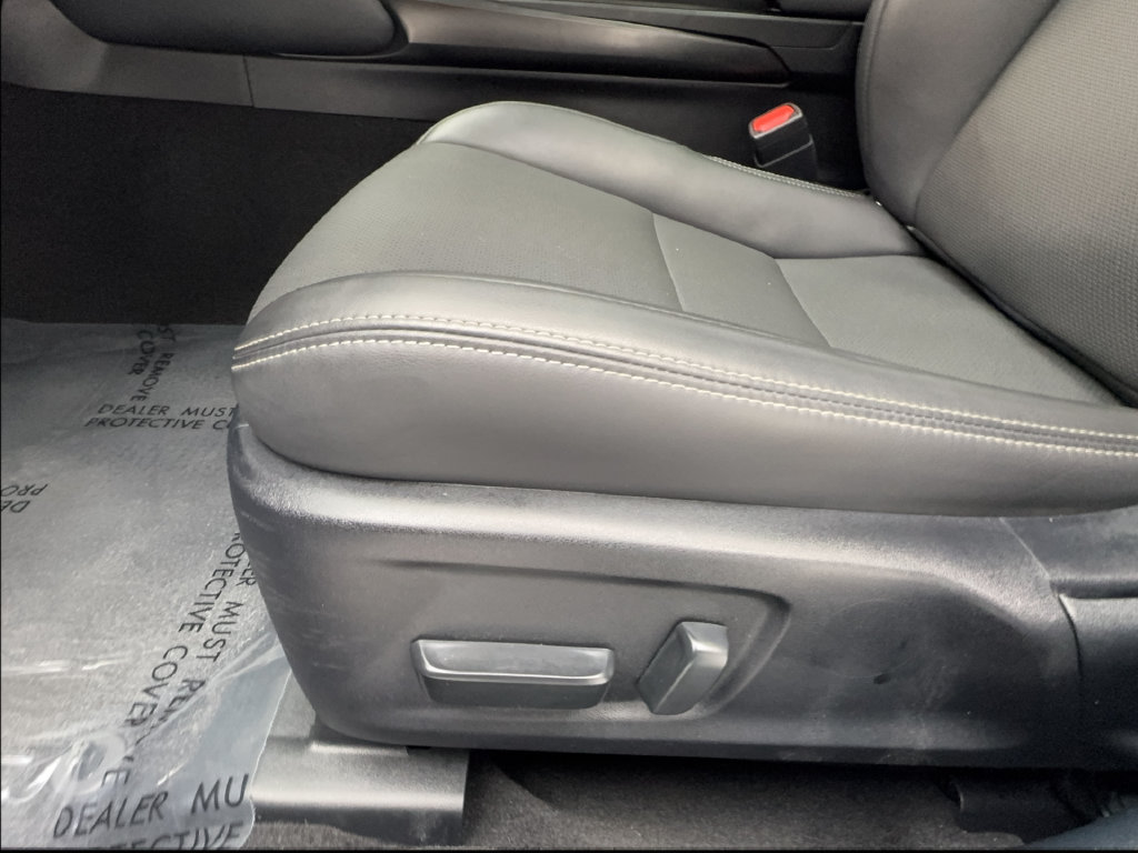 Used 2025 Lexus IS 350 F Sport w/ Accessory Package 2 RWD image 25