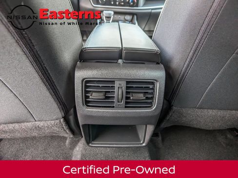 Used 2023 Nissan Rogue S image 38