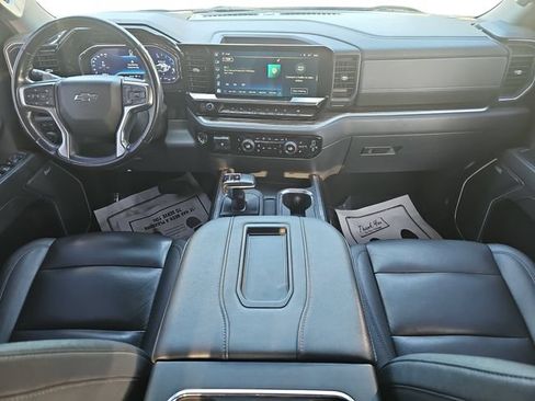 Used 2022 Chevrolet Silverado 1500 LT Trail Boss w/ LT Trail Boss Premium Package AWD/4WD image 9