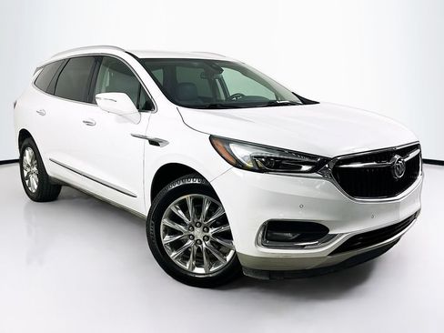 Used 2020 Buick Enclave Premium w/ Surround and Sites Package AWD/4WD image 2