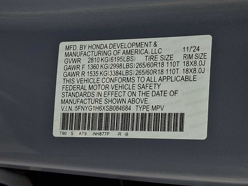Used 2025 Honda Pilot TrailSport image 27