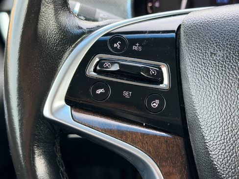 Used 2017 Cadillac XTS Luxury FWD image 32