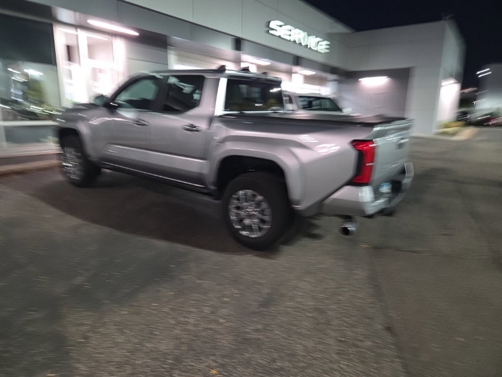 Used 2026 Toyota Tacoma Limited w/ Tow Tech Package AWD/4WD image 8