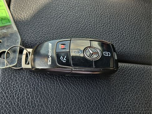 Used 2023 Mercedes-Benz GLE 53 AMG 4MATIC image 16