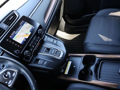 Certified 2021 Honda CR-V Touring image 19