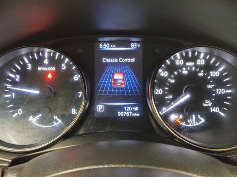 Used 2017 Nissan Rogue Sport SV FWD image 23