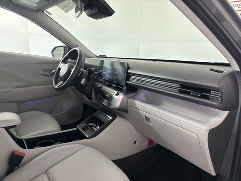 Used 2026 Hyundai Kona Limited FWD image 27