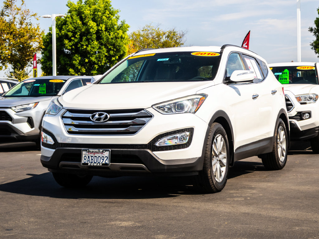 Used 2016 Hyundai Santa Fe Sport 2.0T FWD image 3