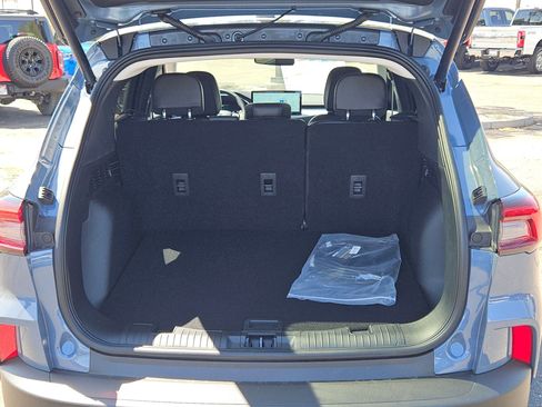 New 2025 Ford Escape SE w/ PHEV Premium Package image 4