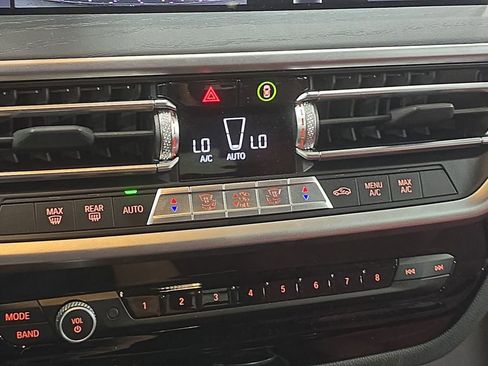 Used 2023 BMW X3 sDrive30i w/ M Sport Package image 21