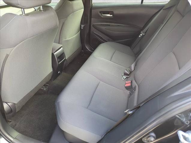 Used 2021 Toyota Corolla LE FWD image 10