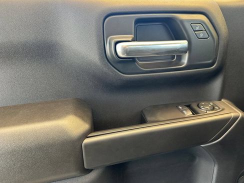 Used 2026 Chevrolet Silverado 1500 W/T AWD/4WD image 11