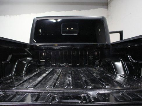 Used 2022 Jeep Gladiator Sport image 32