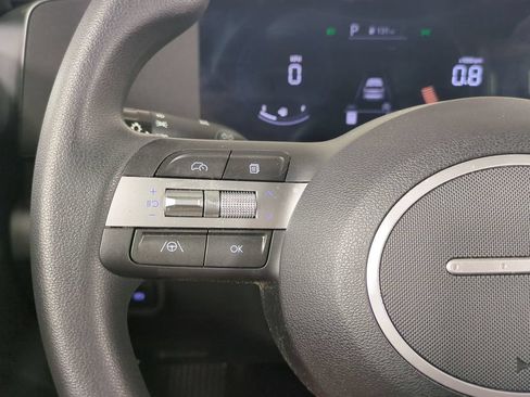Used 2024 Hyundai Kona SE FWD image 30