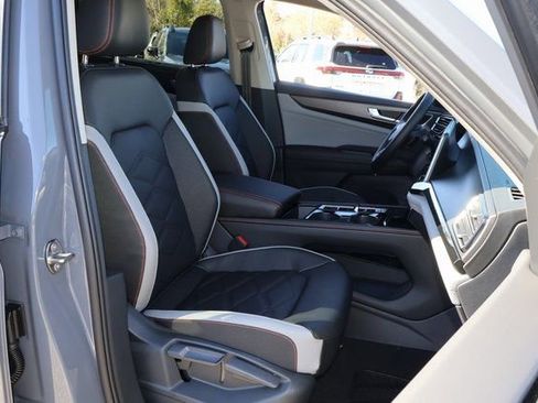 New 2026 Volkswagen Atlas Peak Edition image 19