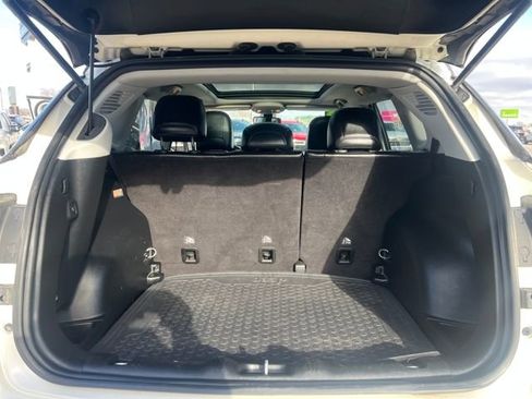 Used 2018 Jeep Compass Limited w/ Navigation Group image 17