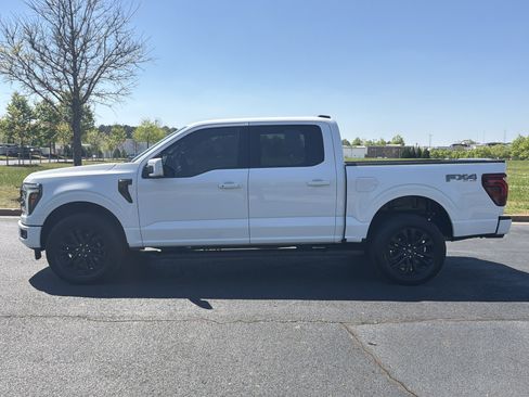 Used 2025 Ford F150 Lariat w/ Equipment Group 501A Mid AWD/4WD image 6