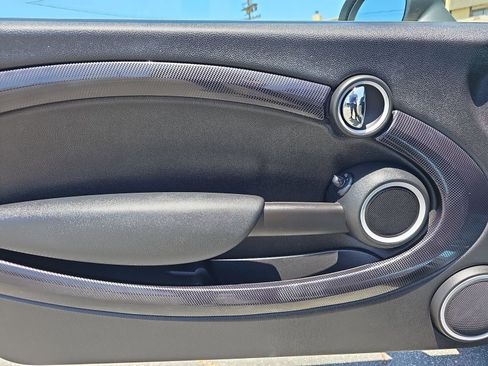 Used 2015 MINI Cooper Roadster S FWD image 20