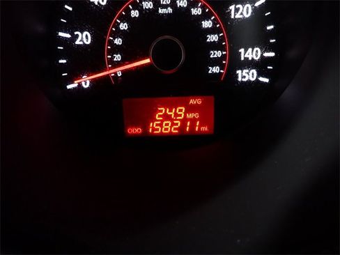 Used 2011 Kia Sorento 2WD image 19