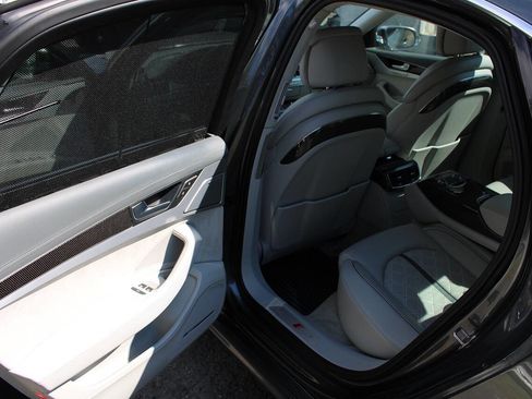 Used 2013 Audi S8 w/ Full Leather Pkg image 28