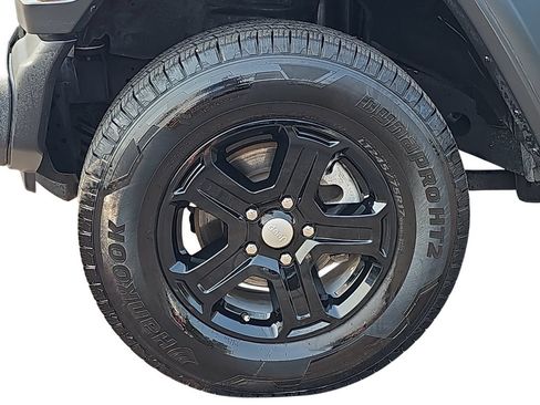 Used 2021 Jeep Wrangler Unlimited Sport AWD/4WD image 30