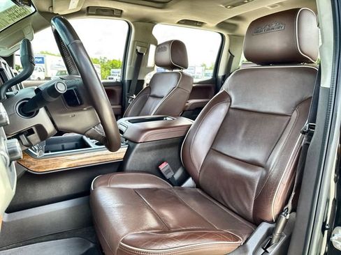 Used 2015 Chevrolet Silverado 1500 High Country w/ High Country Premium Package AWD/4WD image 11