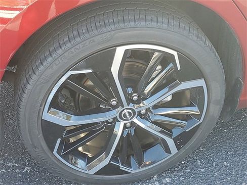 Certified 2023 Nissan Altima 2.5 SR w/ SR Premium Package image 5