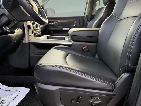 Used 2017 RAM 2500 Laramie w/ Sport Appearance Group image 19