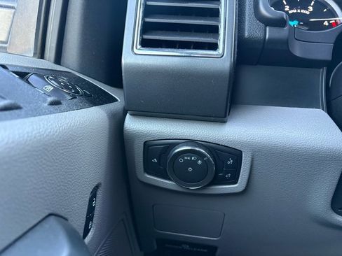 Used 2017 Ford F250 XLT image 25