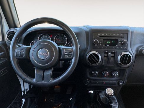 Used 2016 Jeep Wrangler Sport AWD/4WD image 2