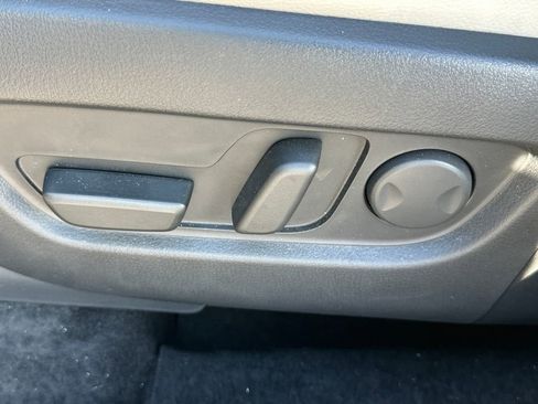 Used 2025 MAZDA CX-90 3.3 Turbo w/ Preferred Package image 19