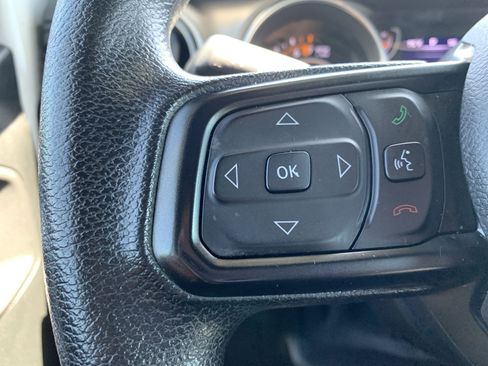 Used 2018 Jeep Wrangler Unlimited Sport AWD/4WD image 19