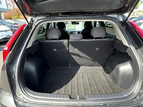 Used 2025 Kia Niro LX FWD image 6
