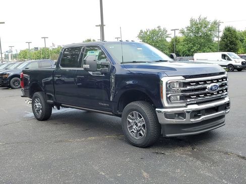 New 2025 Ford F350 Lariat w/ Lariat Ultimate Package image 3