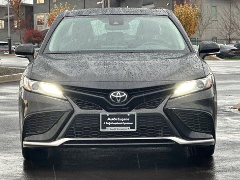Used 2023 Toyota Camry XSE image 8