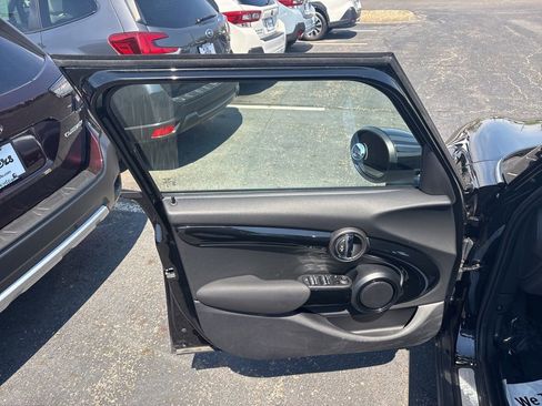 Used 2024 MINI Cooper S FWD image 19