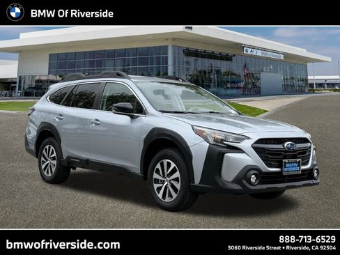 Used 2024 Subaru Outback Premium AWD/4WD image 1