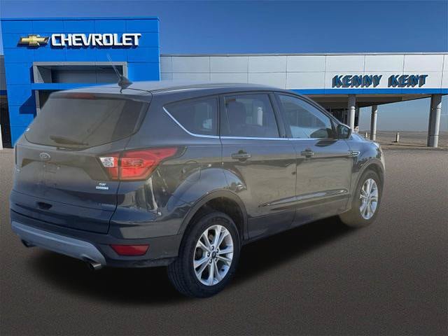 Used 2019 Ford Escape SE FWD image 5