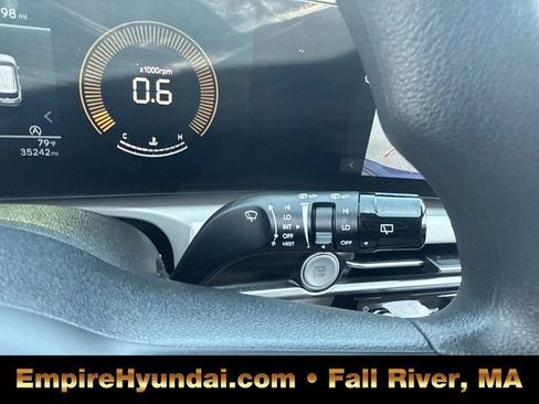 Used 2025 Hyundai Tucson SEL image 32