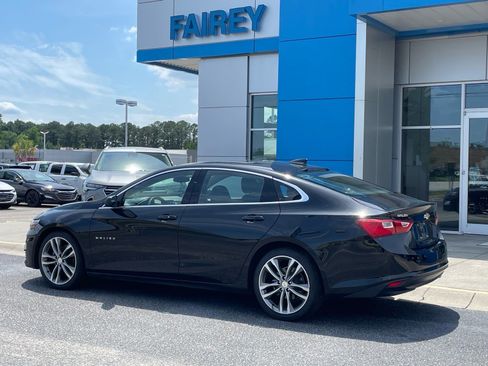 Used 2023 Chevrolet Malibu LT w/ Driver Confidence Package FWD image 3