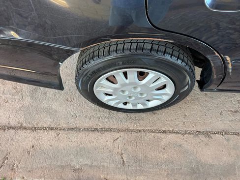 Used 2005 Honda Civic LX image 26