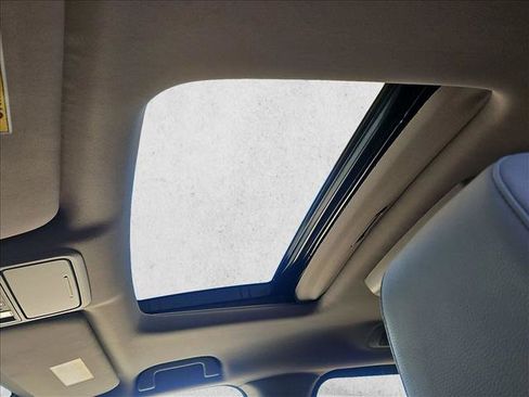 Used 2021 Honda Odyssey Touring image 16