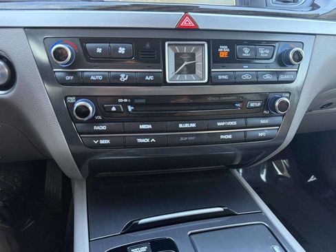 Used 2018 Genesis G80 3.8 w/ Option Group 02 image 35