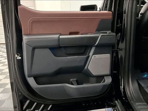 Used 2022 Ford F150 Lariat w/ Equipment Group 502A High image 20