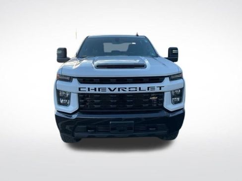 Certified 2022 Chevrolet Silverado 2500 Custom w/ Custom Value Package image 2