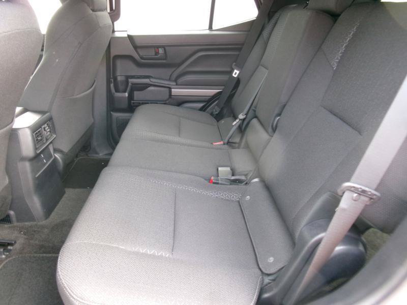 Used 2025 Toyota 4Runner SR5 AWD/4WD image 16