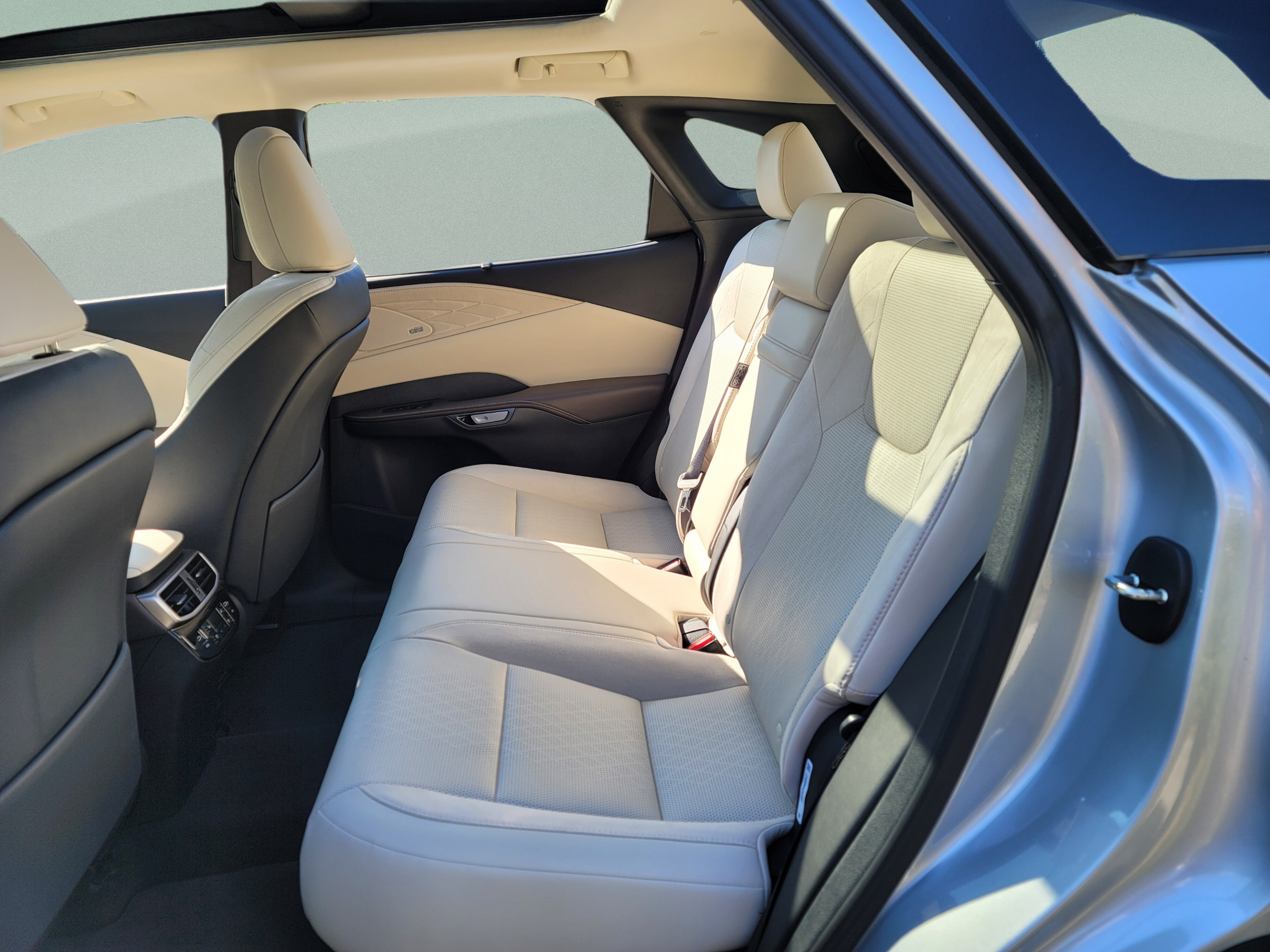 Certified 2025 Lexus TX 350 FWD w/ Technology Package image 20