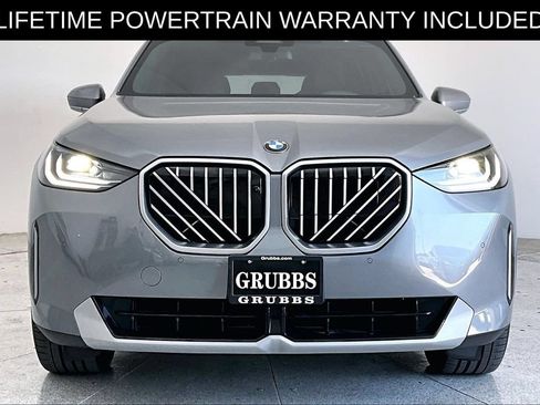 Used 2025 BMW X3 xDrive30i w/ Premium Package AWD/4WD image 4