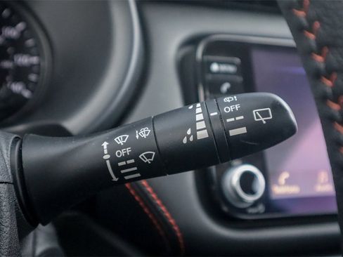 Used 2024 Nissan Kicks SR w/ SR Premium Package image 15