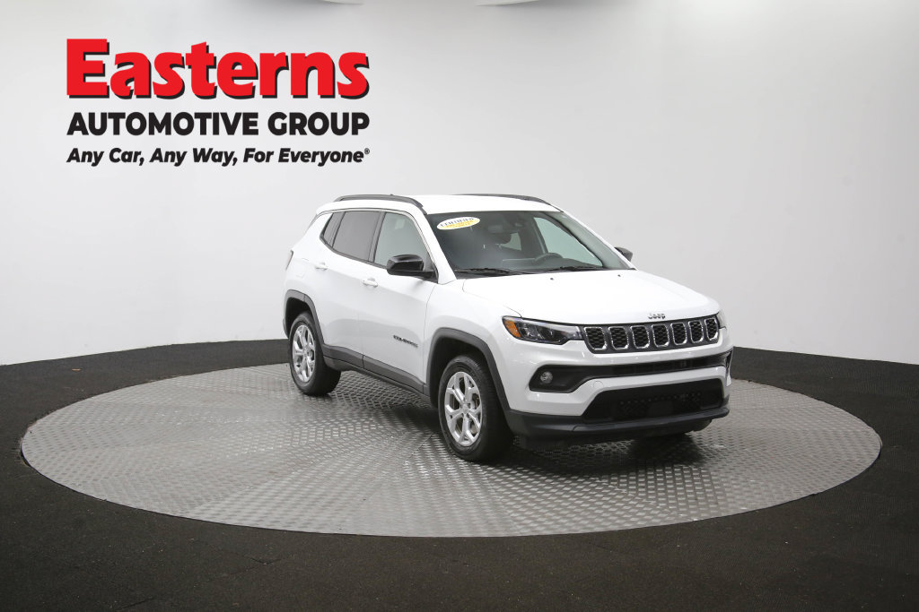 Used 2024 Jeep Compass Latitude AWD/4WD image 47